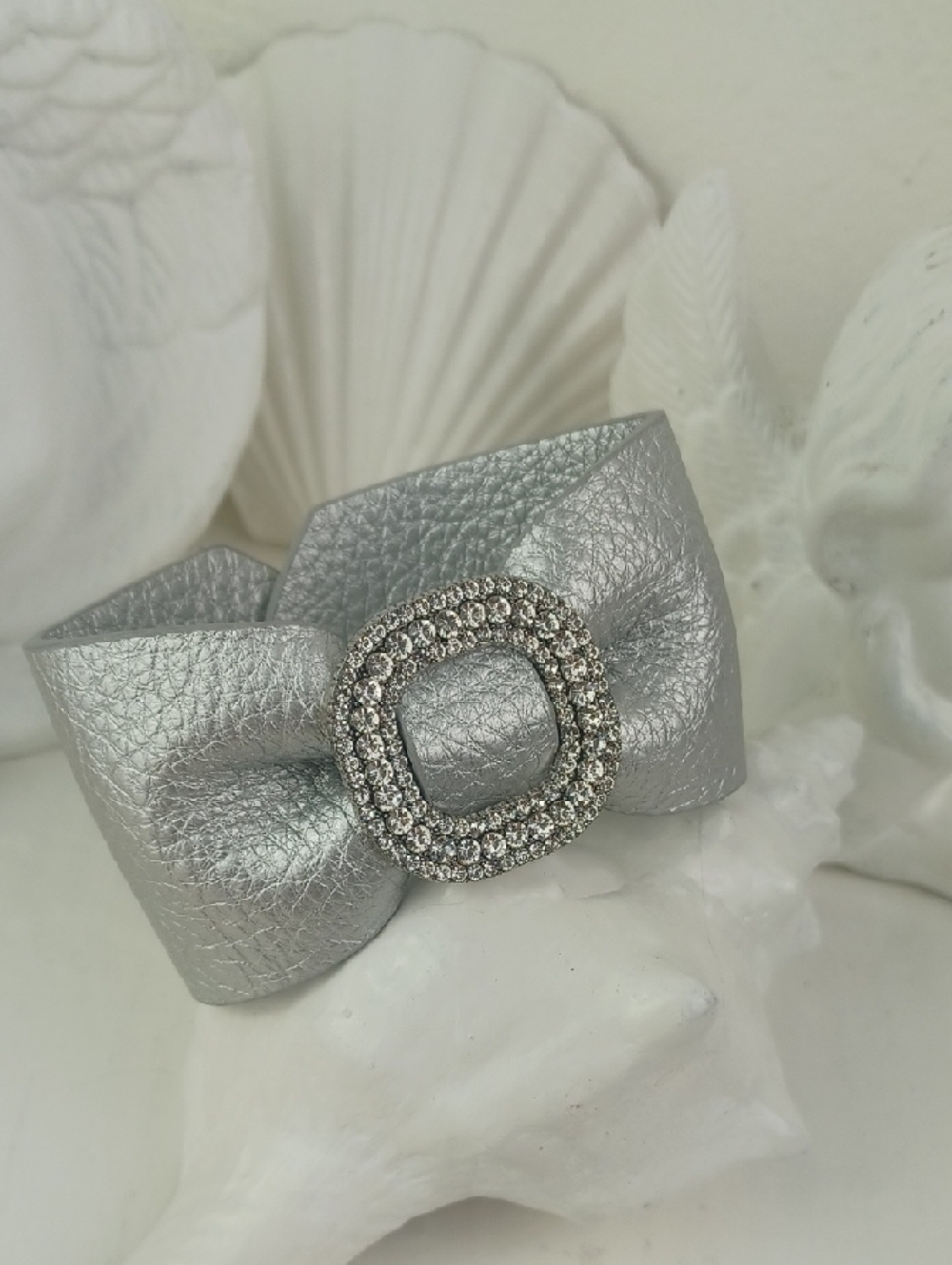 Silver Blingy Rhinestone Pebbled "Leather" Bow Snap Bracelet with Crystal Buckle